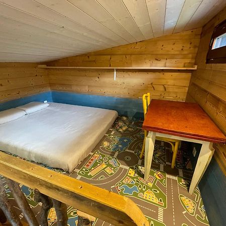 La Tiny House De Chaparon Apartment Lathuile Exterior photo
